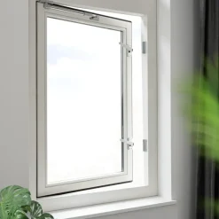 AXA raamsluiting met drukknop links aluminium buitendraaiend