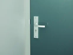 AXA veiligheidsbeslag Edge voordeur aluminium langschild met SKG 3-sterren 72 mm