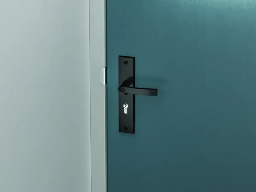 AXA veiligheidsbeslag Edge achterdeur zwart langschild met SKG 3-sterren 55 mm
